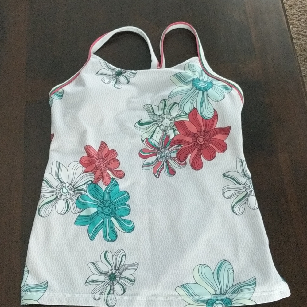 Lululemon tank